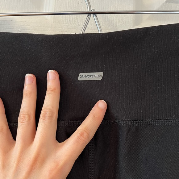 Mini black stretchy short - Picture 3 of 8